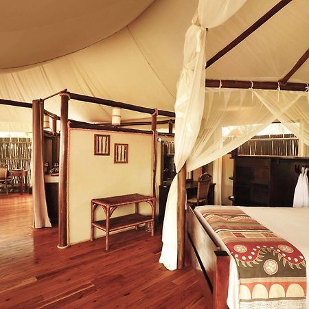 Anabezi Camp Otel Jeki Dış mekan fotoğraf